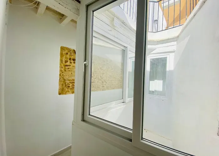 Luz, Aire Y Mar Grupo Ac Gestion *